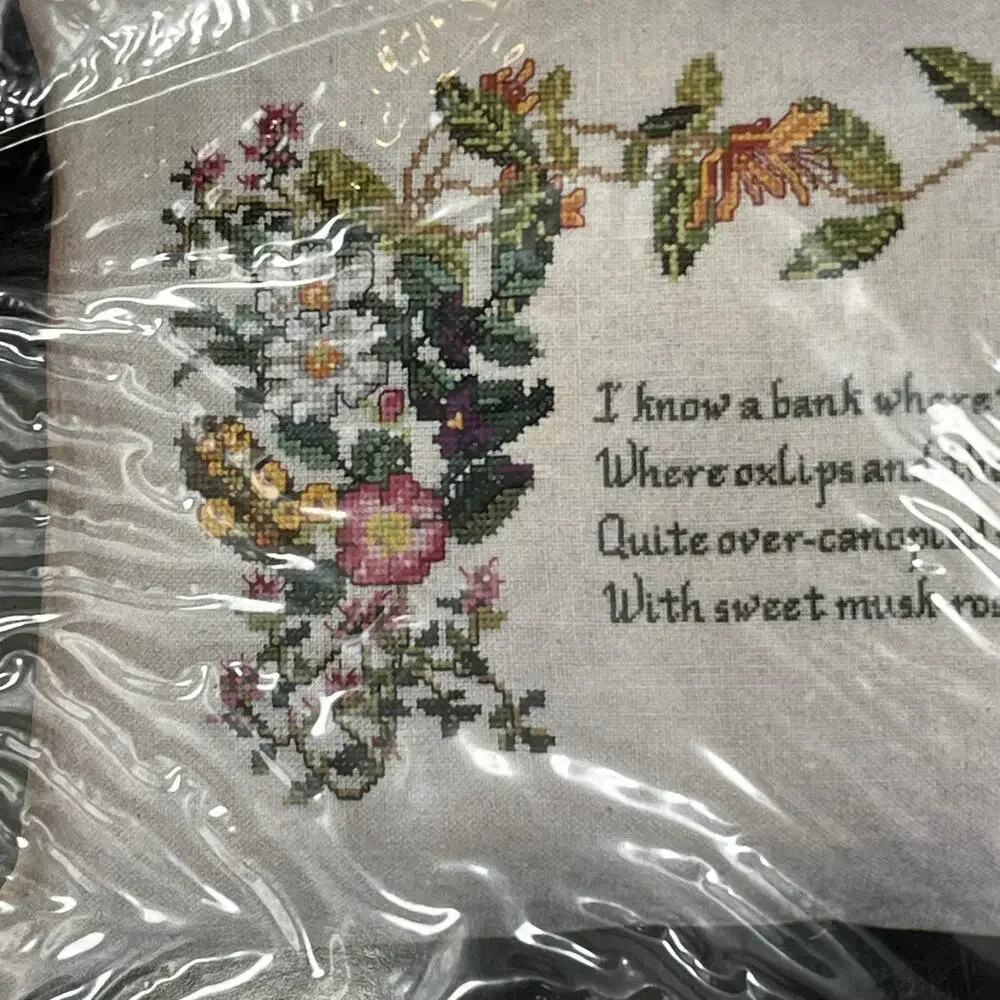 Elizabeth Stuart Designs Cross Stitch Kit Midsummer Night's Dream Shakespeare